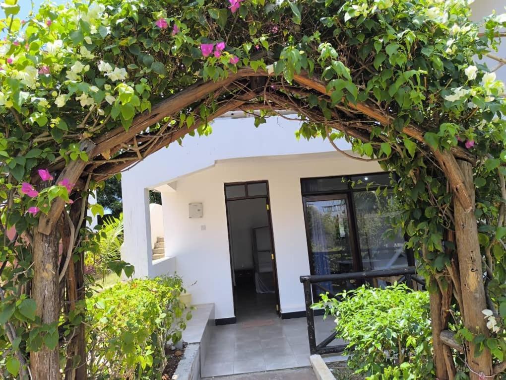 Majani Breeze Villa Nungwi Kültér fotó